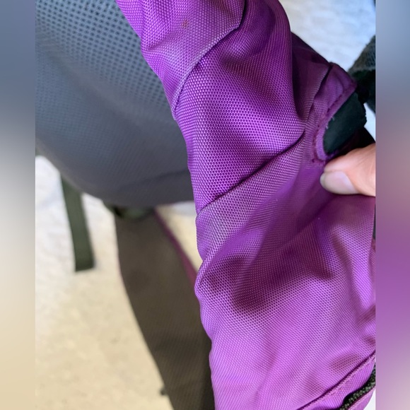 Patagonia Bags Patagonia Atom Sling 8l Ikat Purple Bag Rare Poshmark